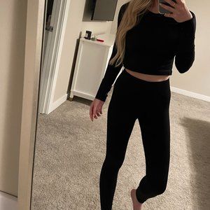 Black Long Sleeve Crop Workout Set